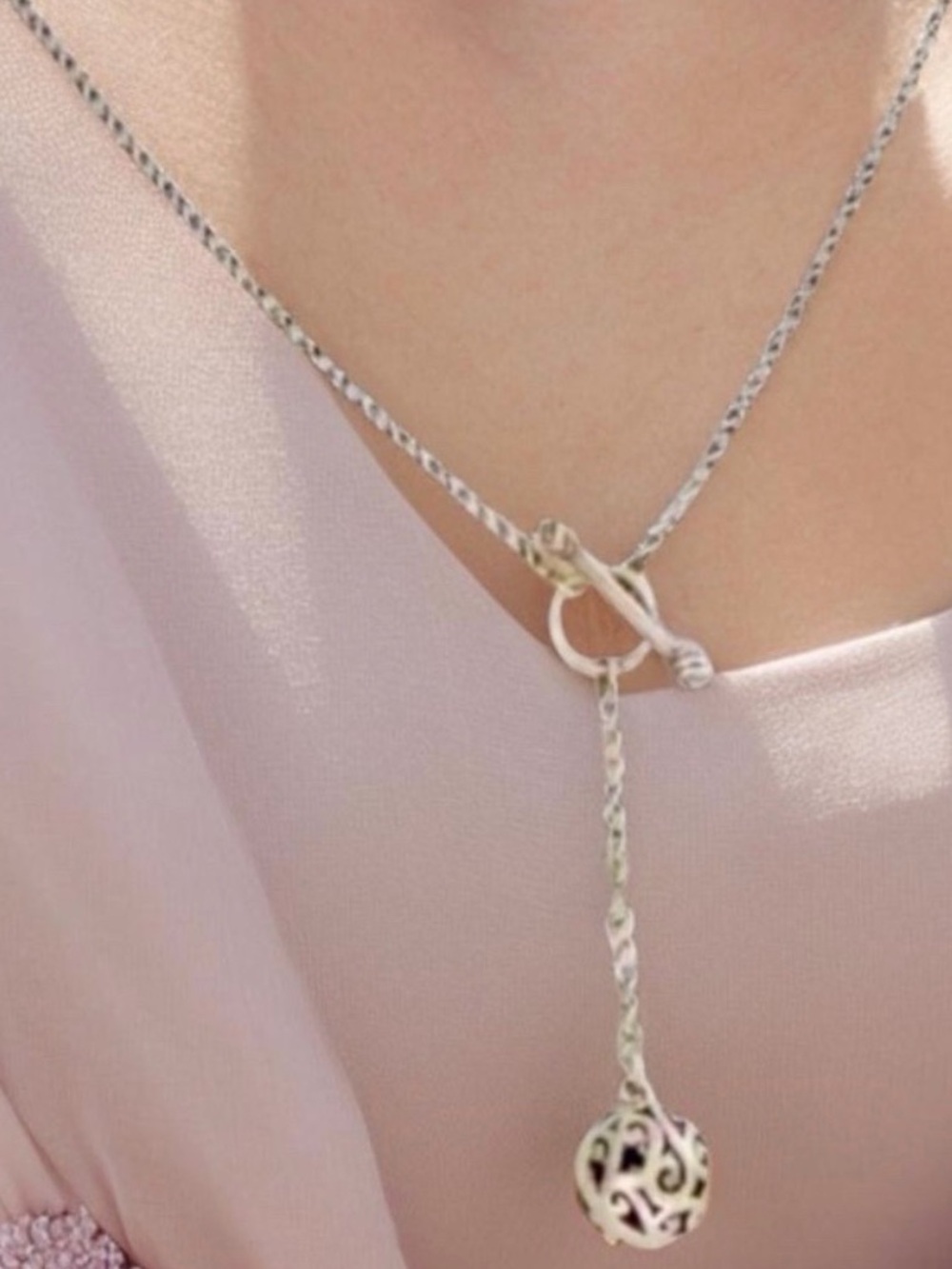 Silpada Sterling Silver Lariat Necklace with Filigree Pendant - N1619. 17” inche